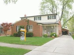 27141 Kennedy St, Dearborn Heights, MI 48127