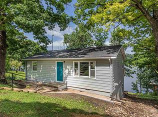 29705 Turkey Creek Dr, Edwards, MO 65326