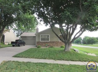 5612 SW 35th St, Topeka, KS 66614