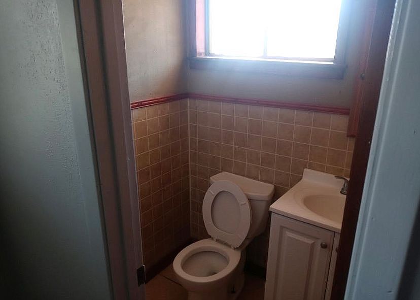 1st image of 1826 Theriot St