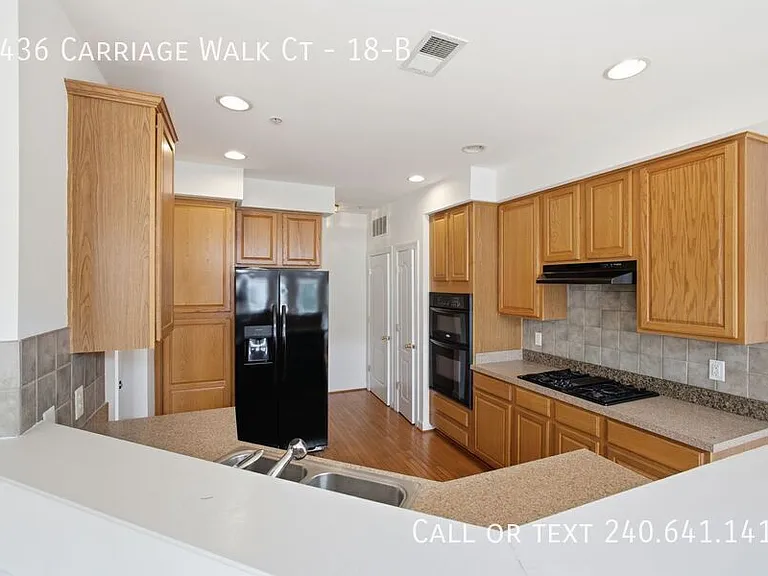 3436 Carriage Walk Ct #18B — Photo 3