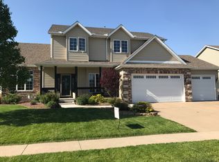 1320 W 62nd Ct, Davenport, IA 52806