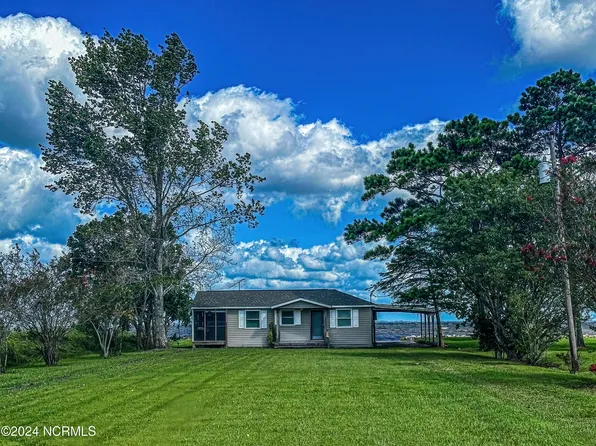 6435 Soundside Road, Columbia, NC 27925