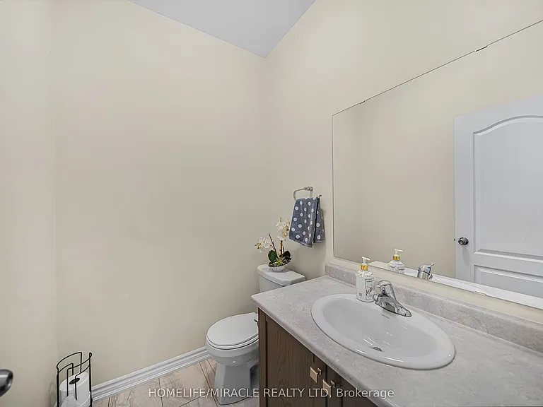 15 Glasson Ln — Photo 12