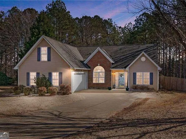 5523 Amber Cove Way, Flowery Branch, GA 30542
