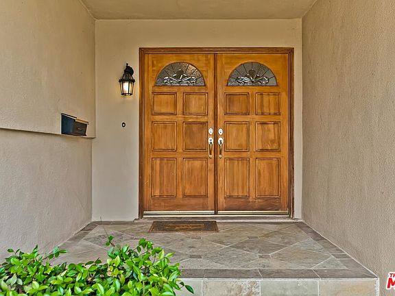 5th image of 18163 Kingsport Dr