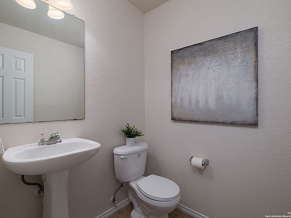 5th image of 3938 Torey Mesquite