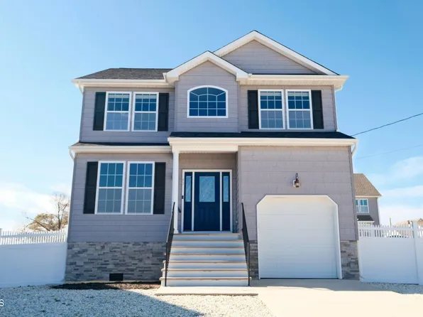 42 Longman Street, Toms River, NJ 08753