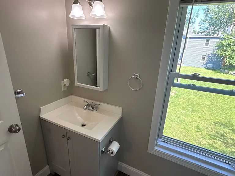 52 Myrtle Ave — Photo 4