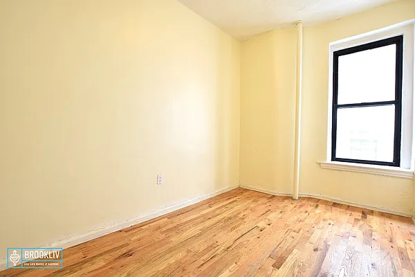 Rented by null | media 4