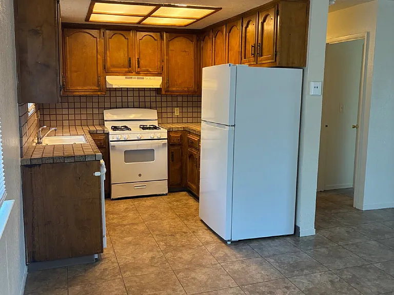 1684 Conestoga Dr #C — Photo 9