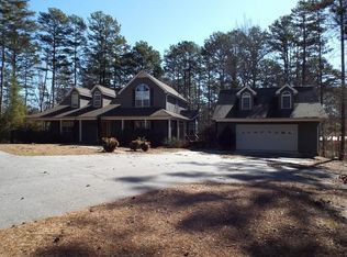 415 S Lovingood Ave, Walhalla, SC 29691