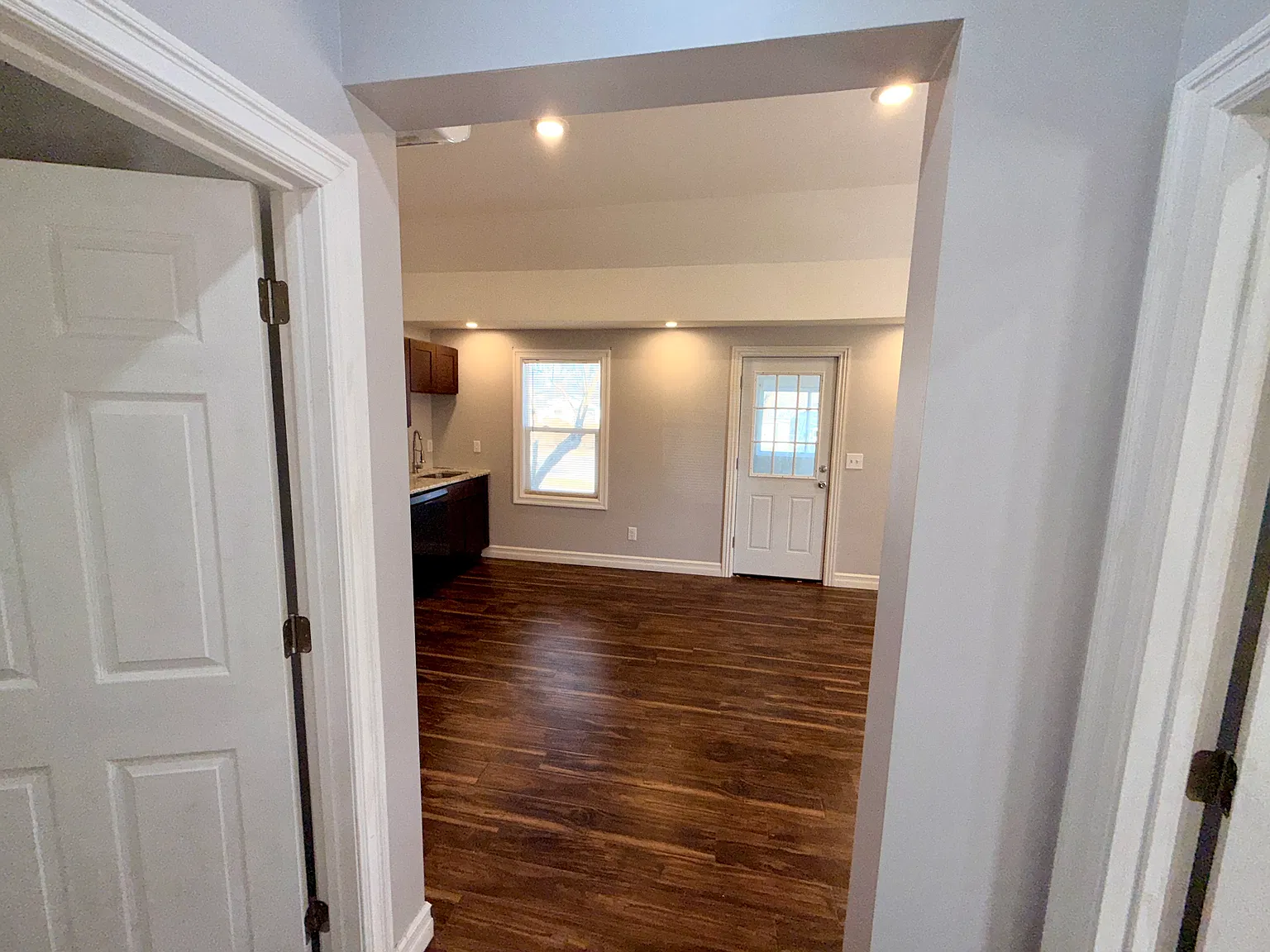 2 bed, 600 sqft, $1,350 — Photo 4