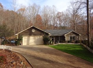 445 Beasley Mine Rd, Franklin, NC 28734