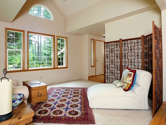 3rd image of 45910 SE 130th Pl
