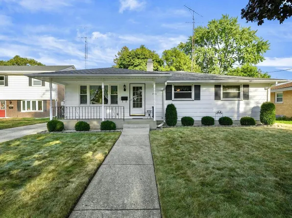 7521 18th AVENUE, Kenosha, WI 53143