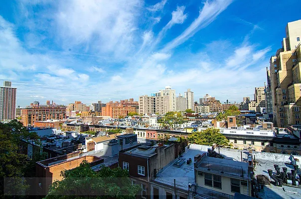 Rented by Rachel Realty | media 34