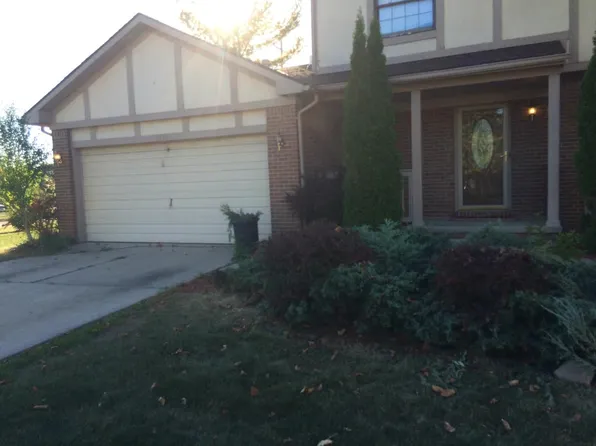 1335 Knightsbridge Rd, Canton, MI 48187