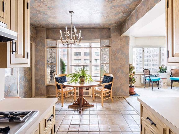 3rd image of 36 Sutton Pl S APT 11B