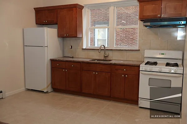 Rented by Highline Residential | media 11