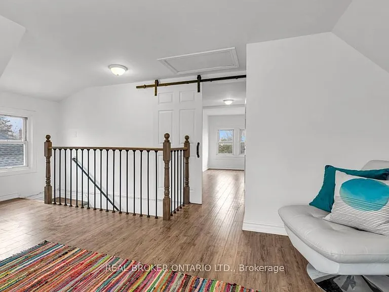 100 Dunsmure Rd #2 — Photo 8