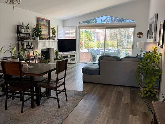 3rd image of 3760 Via Cabrillo