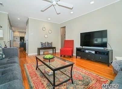 5th image of 26 Hazel Ave