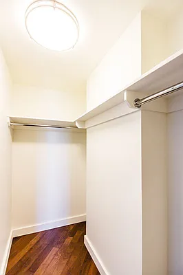 Rented by Nest Seekers International | media 4