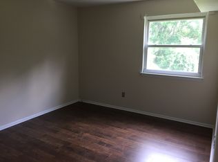 9439 Woodbridge Rd, Philadelphia, PA 19114
