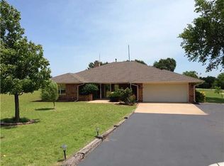 785 County Street 2934, Tuttle, OK 73089