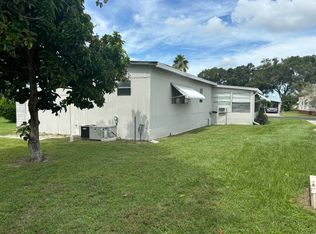 Dell Lake Village, Dundee, FL 33838