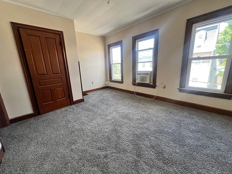 132 Elm St #132 — Photo 11
