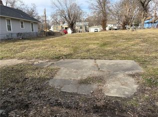 826 Osage St, Leavenworth, KS 66048