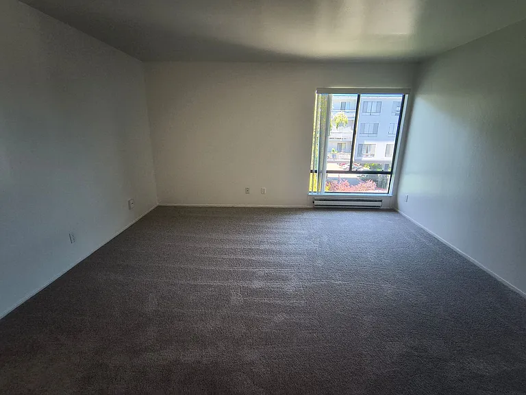 5 Commodore Dr #412 — Photo 49