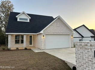 87003 Beaux Vue Ct, Diamondhead, MS 39525