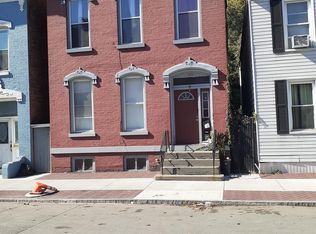 321 2nd St, Troy, NY 12180