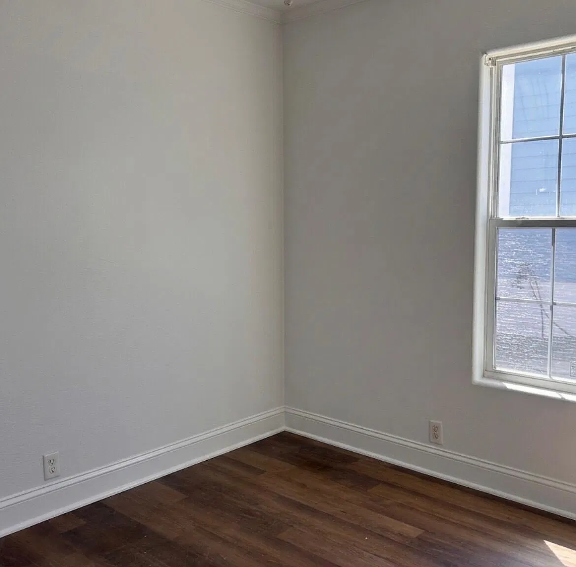 3 bed, 2.0 bath, 1489 sqft, $2,300 — Photo 4