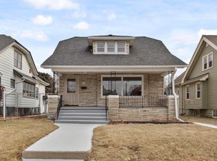 3020 N 37th St, Milwaukee, WI 53210
