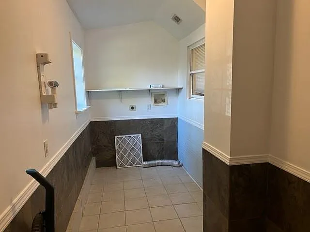 517 Erlanger Ave #A — Photo 12