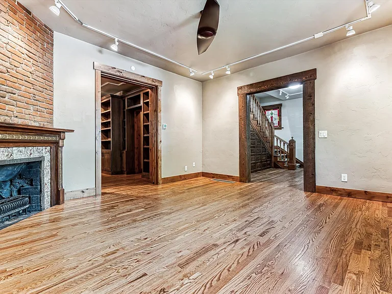 1663 Race St — Photo 5