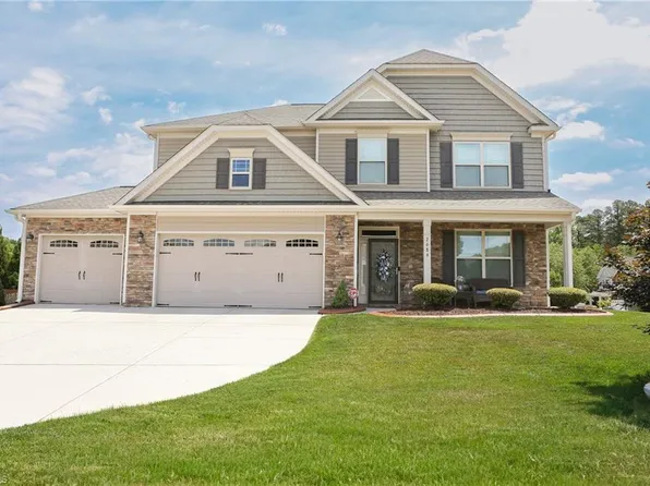 2689 Lamplight Cir, High Point, NC 27265