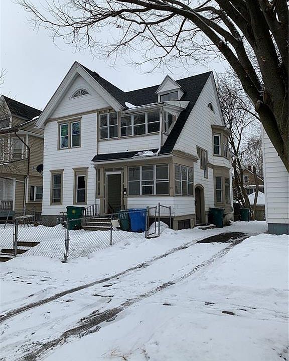 2nd image of 39 Thorndale Ter