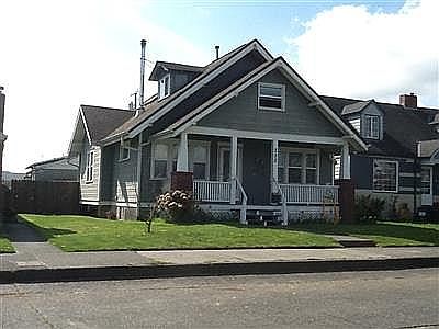 1st image of 322 2nd St NE