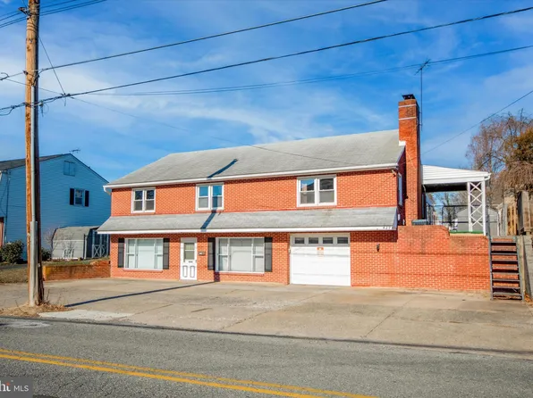 429 Bridge St, Spring City, PA 19475