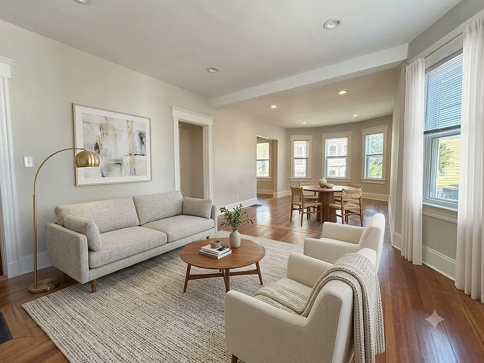 8 Fox St #1