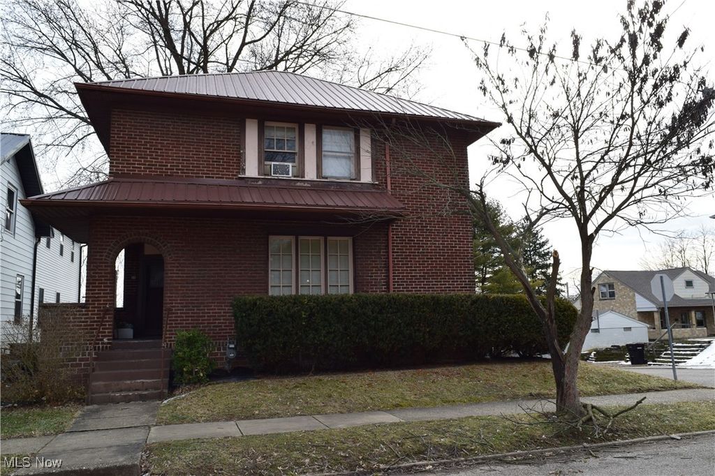 Real estate listing image
