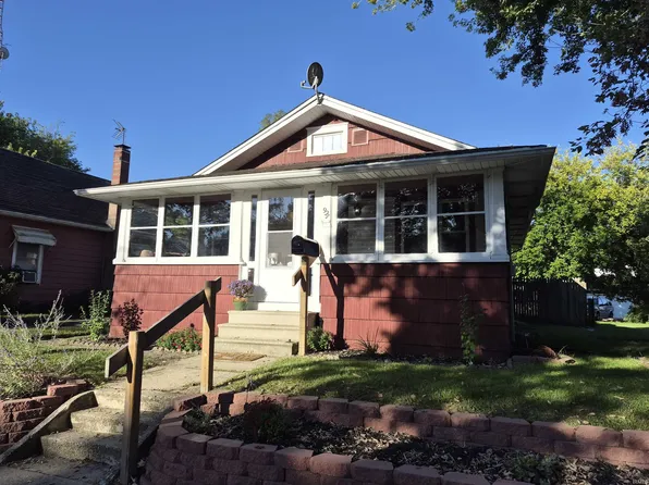 927 Oakland St, South Bend, IN 46615