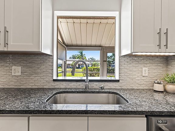 4th image of 410 Ponderosa Drive #29a