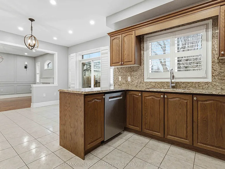 108 W Cabin Trail Cres — Photo 12