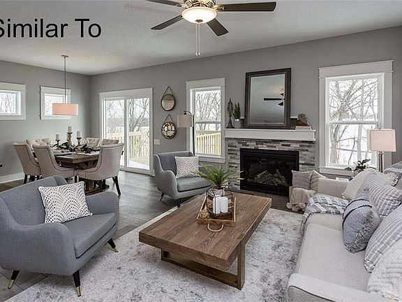 2nd image of 724 Pinehurst Way